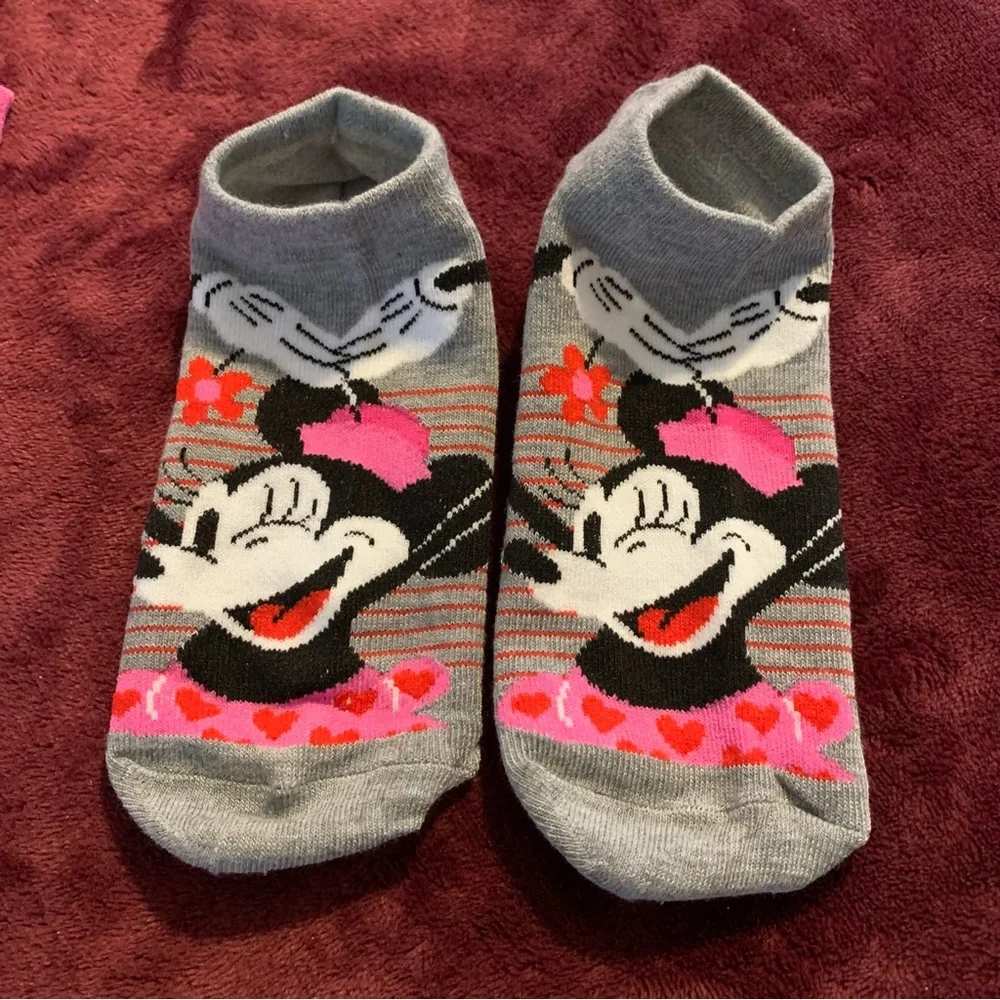 🍒🍒 Disney’s Minnie Mouse Socks 2 Pairs